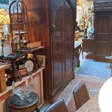 Wardrobe in walnut and marquetry and boxwood fillets from the Consulate period circa 1810