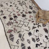 Vintage Berber rug 306 X 135 CM