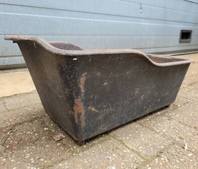 Antique cast iron flower planter jardiniere