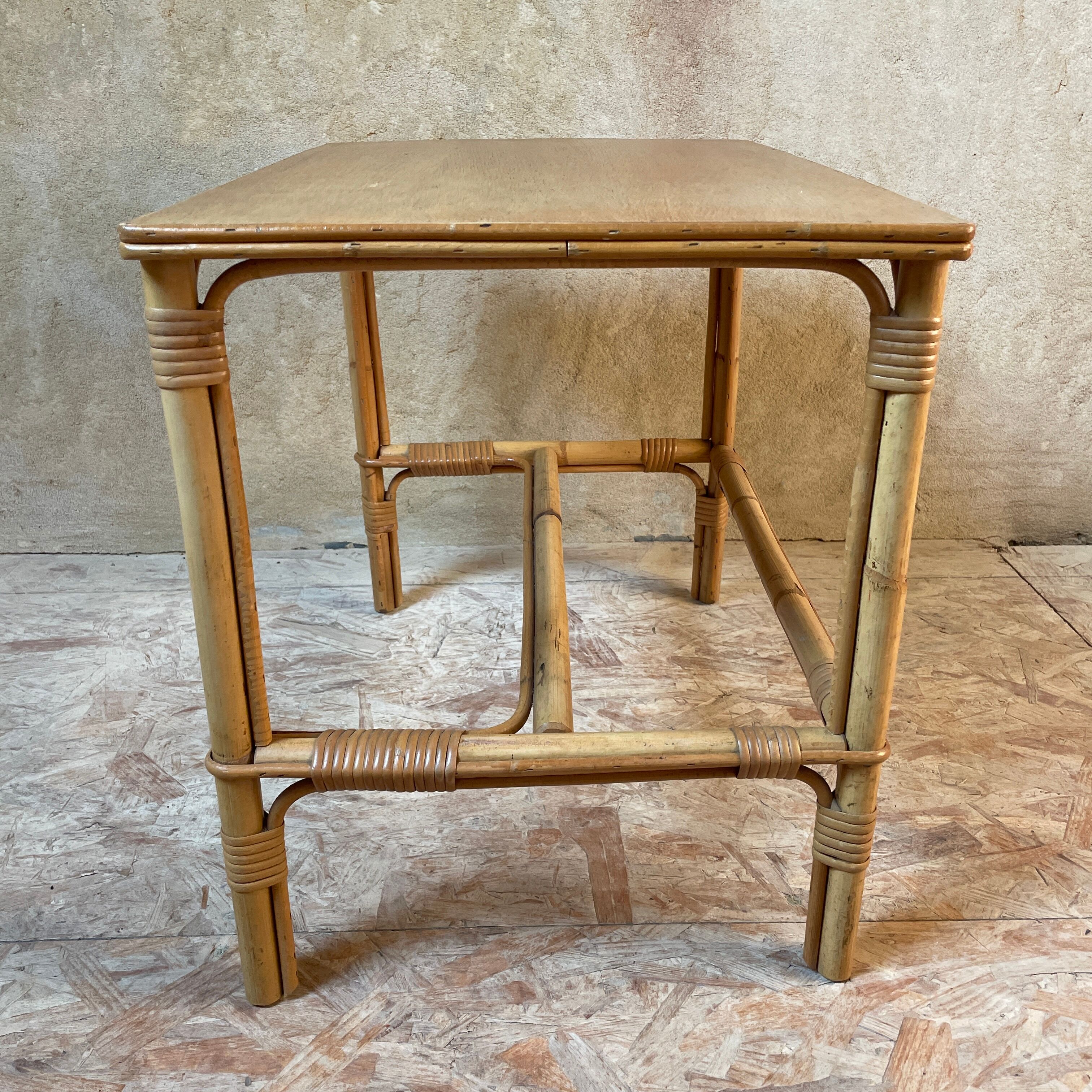 Petite table basse bambou
