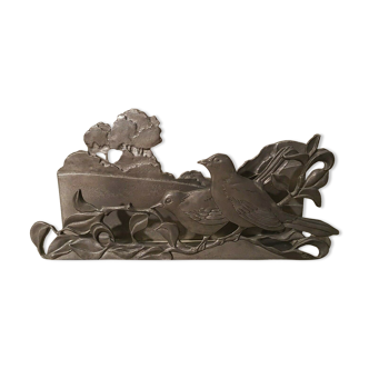 Ancien porte serviettes en étain Art Nouveau