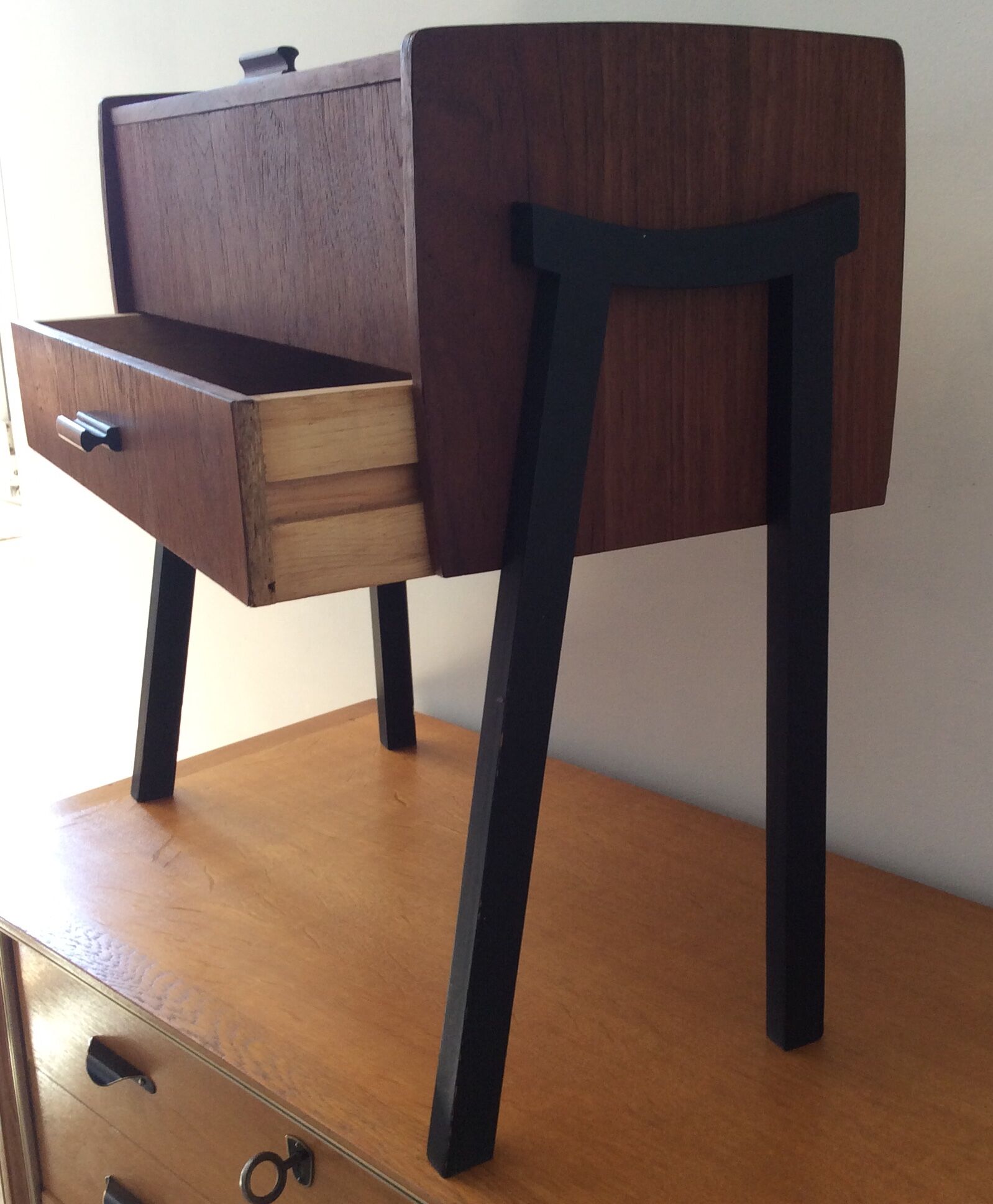 Scandinavian teak sewing bakset from the 1960s