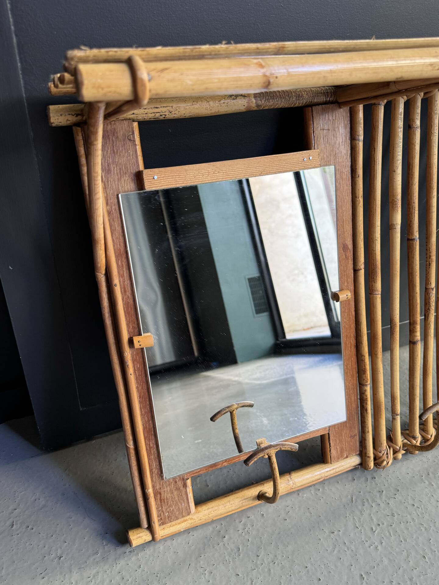Wall-mounted bamboo coat rack