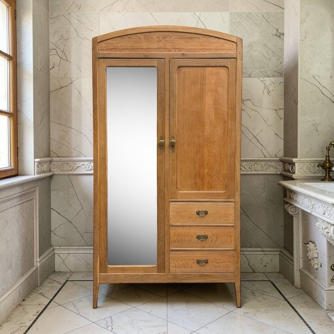 Parisian hotel wardrobe in solid raw oak, 1920.
