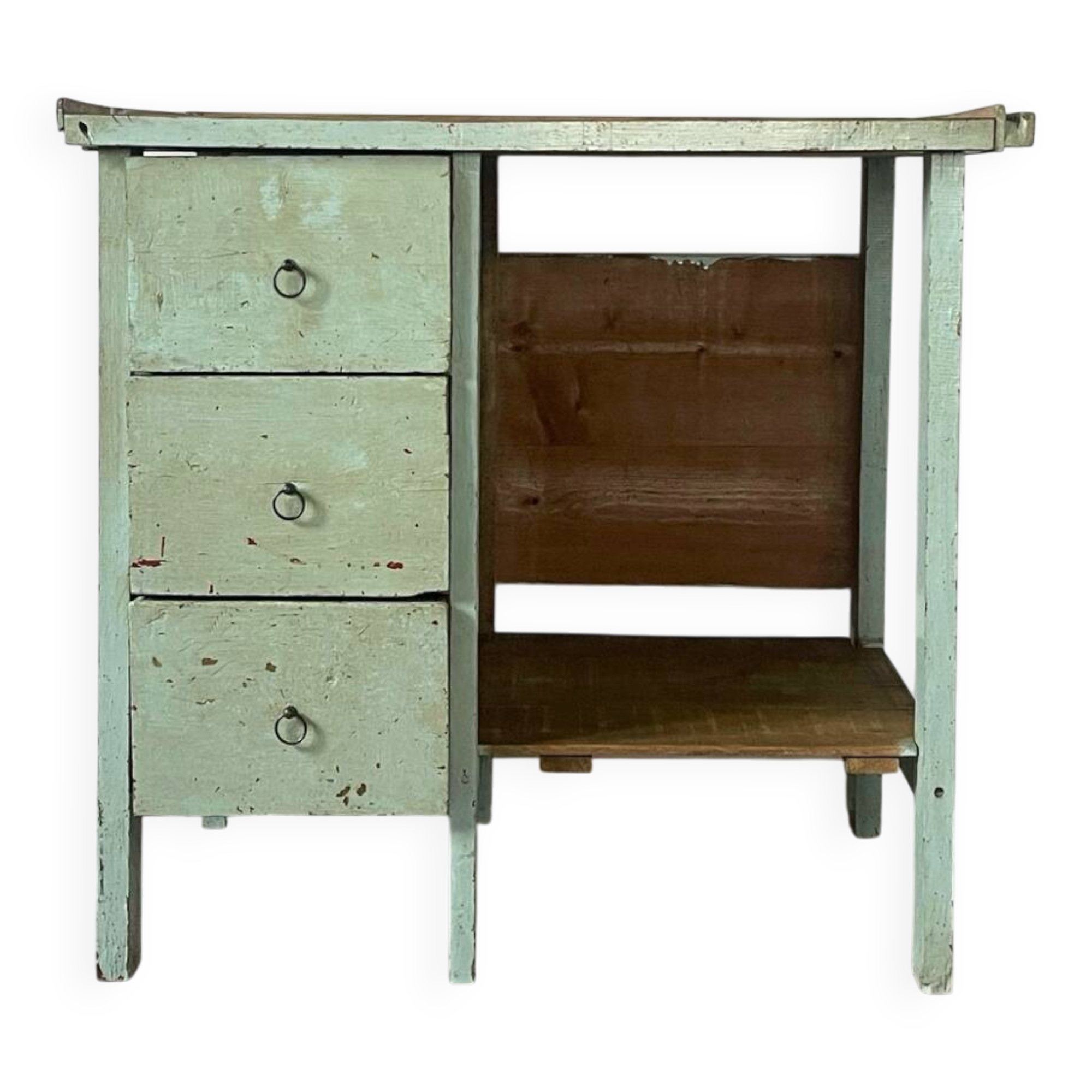 Mint-colored workshop furniture