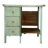 Mint-colored workshop furniture
