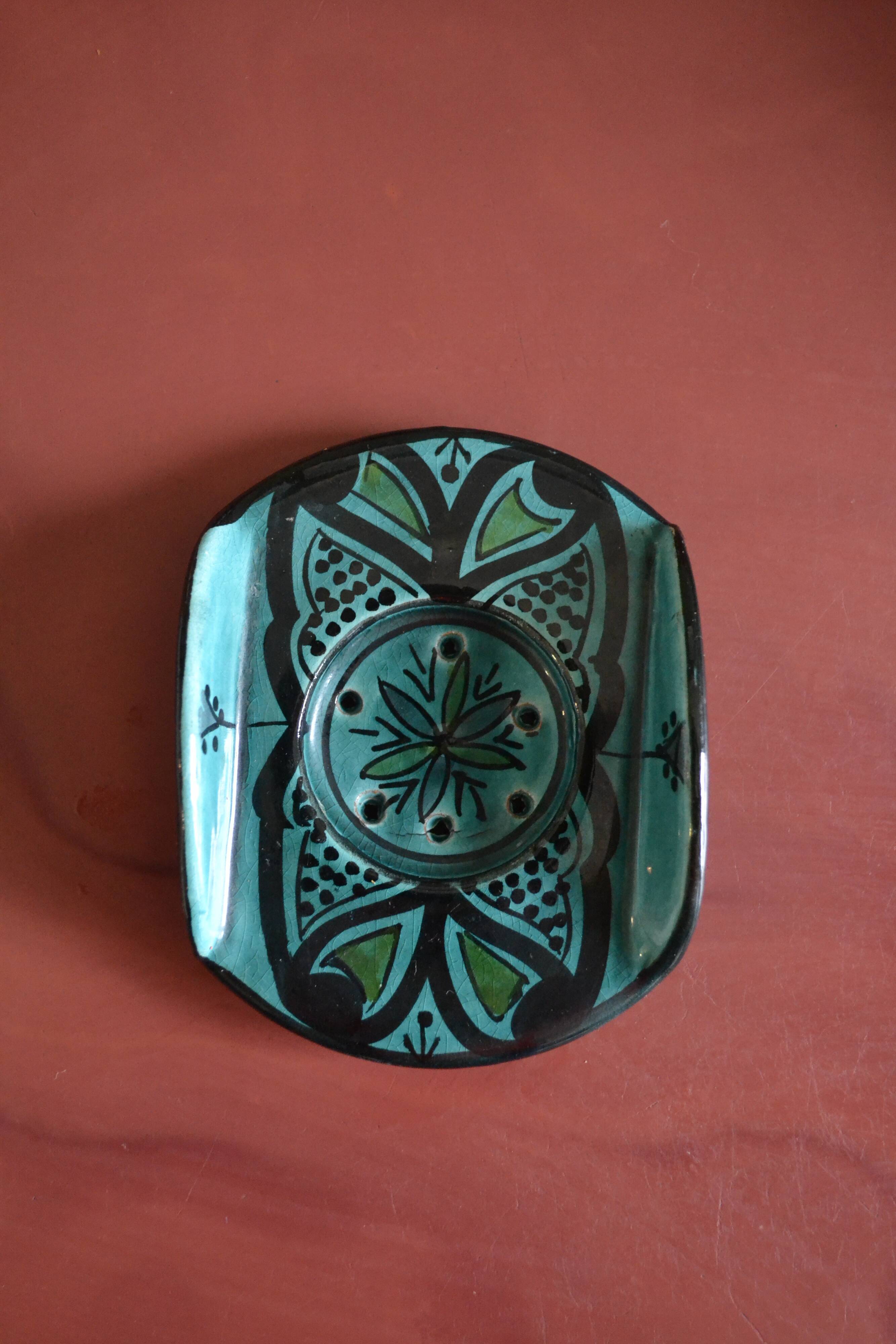 Porte savon orinetal en céramique
