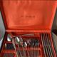 Ménagère vintage en inox Guy Degrenne, modèle Jet