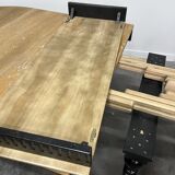 Elegant extendable oak table and black legs, 6/16 covers