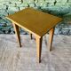 Petite table vintage