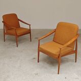 Paire de fauteuils Tchèque tissu chiné moutarde 1960