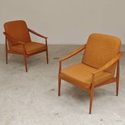 Pair of Czech armchairs in mustard flecked fabric, 1960.