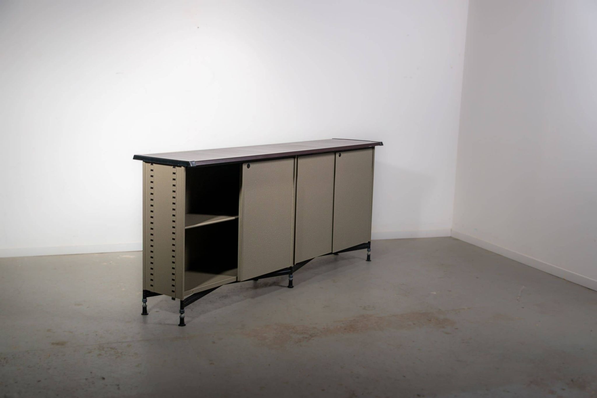 Spazio series sideboard by Studio BBPR for Olivetti, circa 1960