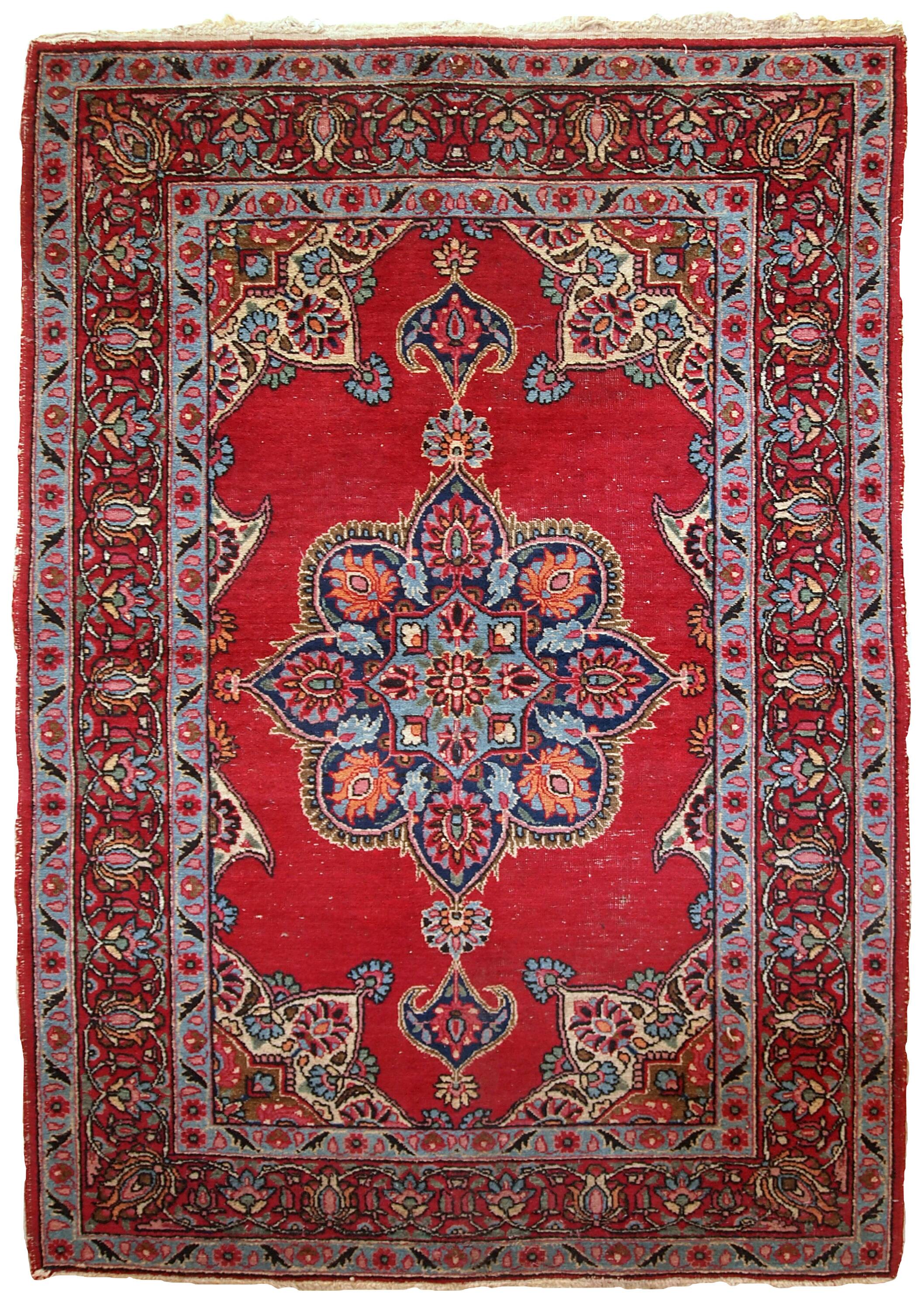 Tapis vintage fait main Kazvin en laine rouge vif (100cm x 144cm)