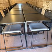 20 tables Ibebi Galileo et 20 chaises Tosca