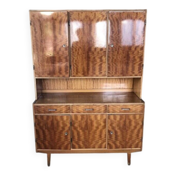 Armoire en bois brun vintage des années 1960, design du milieu du siècle avec une niche et des tiroirs.