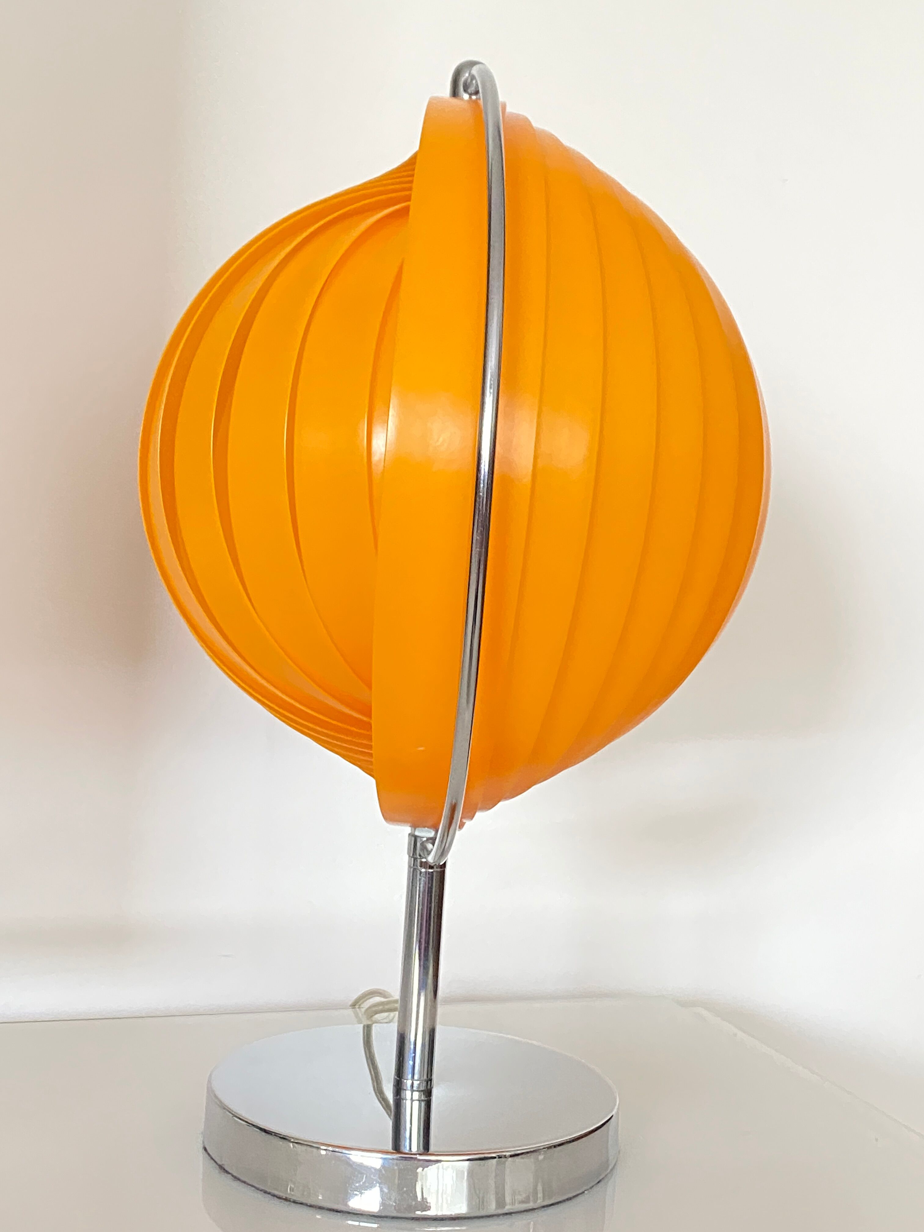Vintage moon table lamp