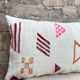 Handmade cushion cover in Berber wool: Moroccan Kilim cushion.