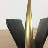 Porte lettres Longchamp en cuir noir et métal doré, années 50