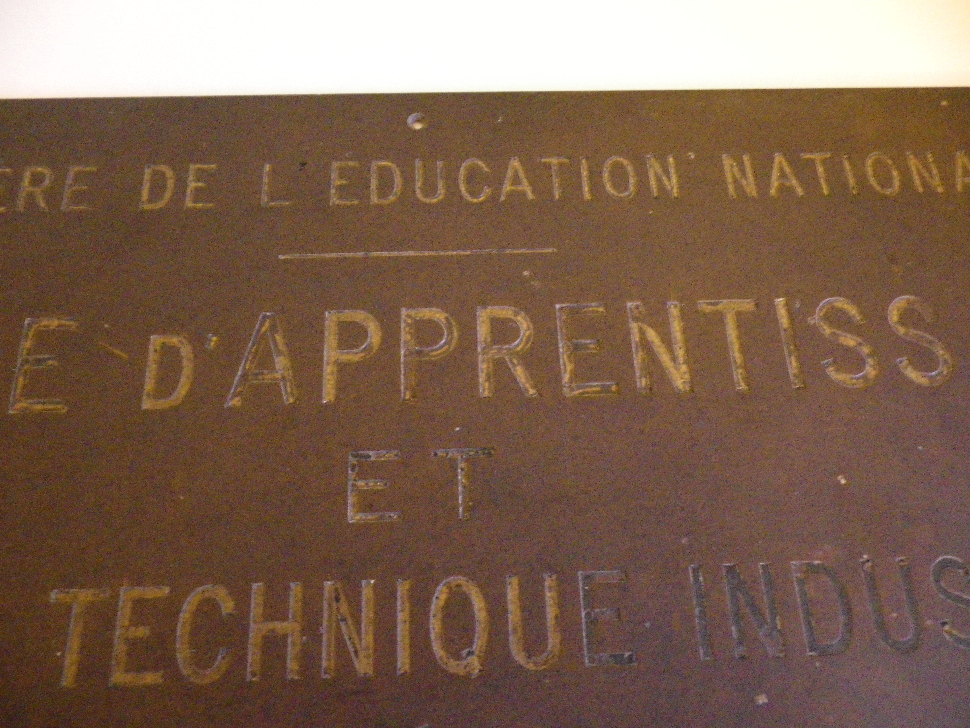 Copper panel of the Ministry of National Education 1950