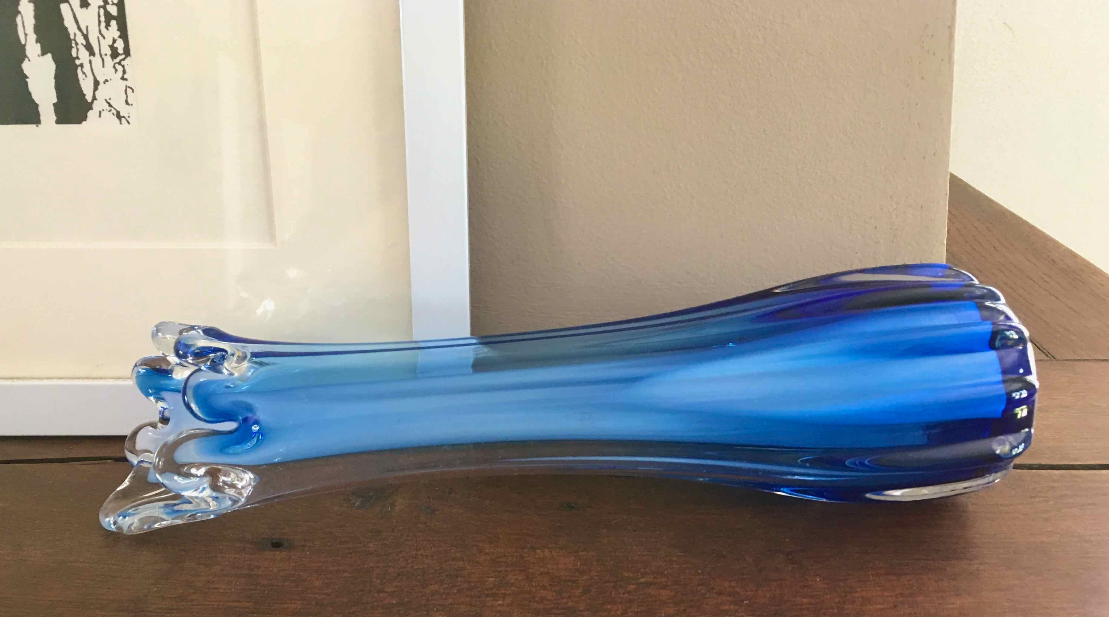 Vase soliflore bleu vintage