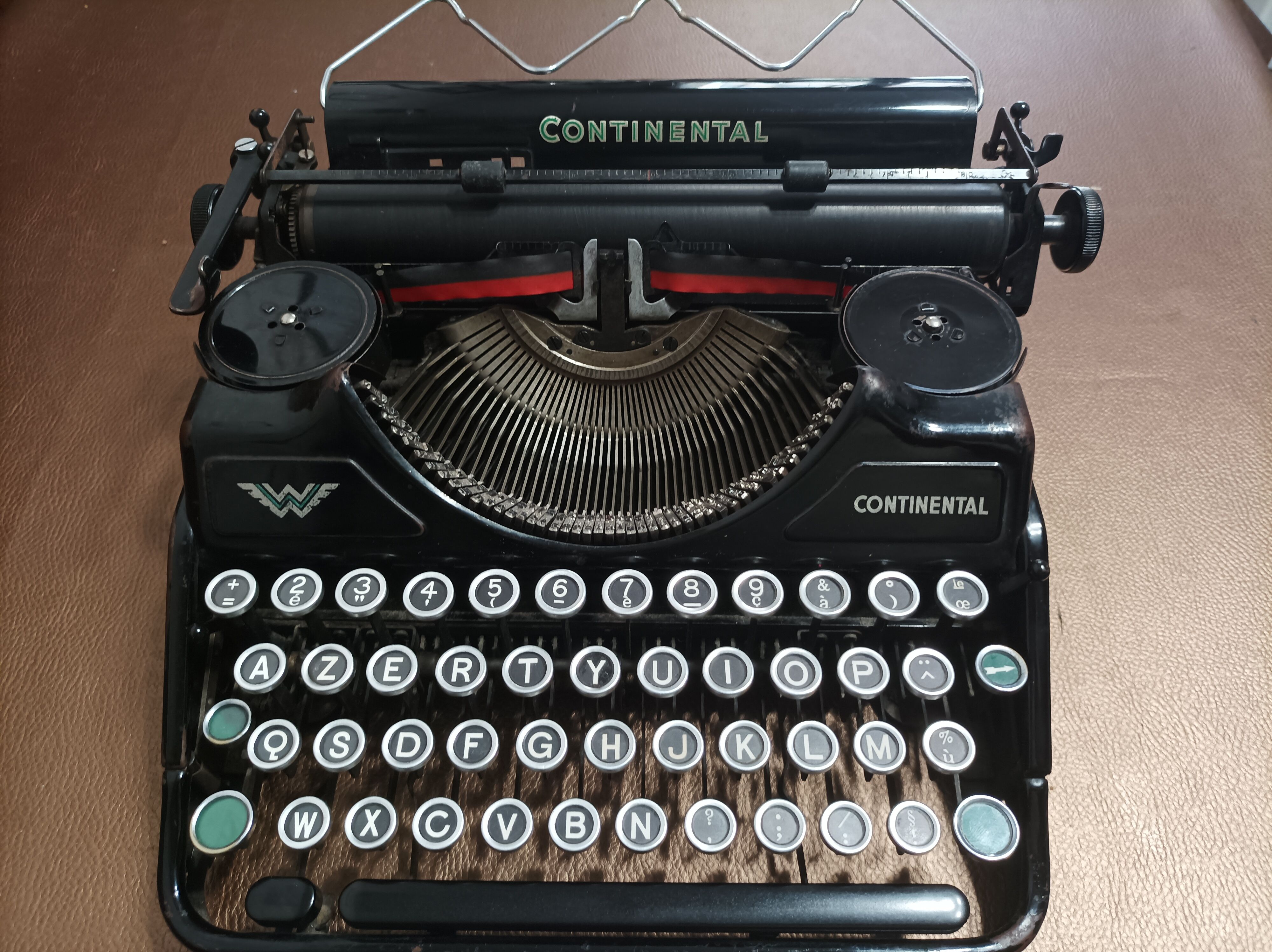 Typewriter continental wanderer 30s