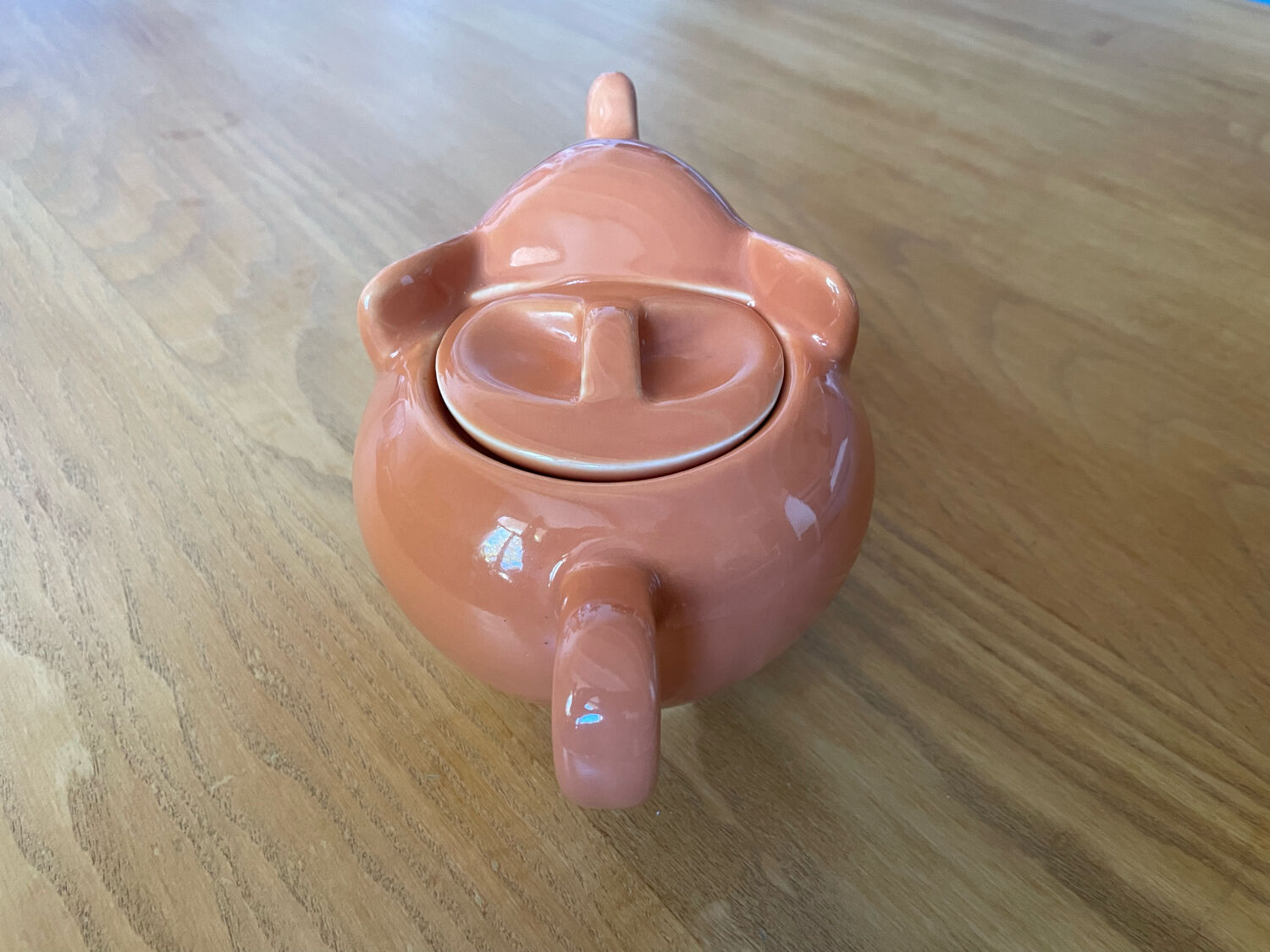 Vintage Lipton Elephant Teapot terracotta