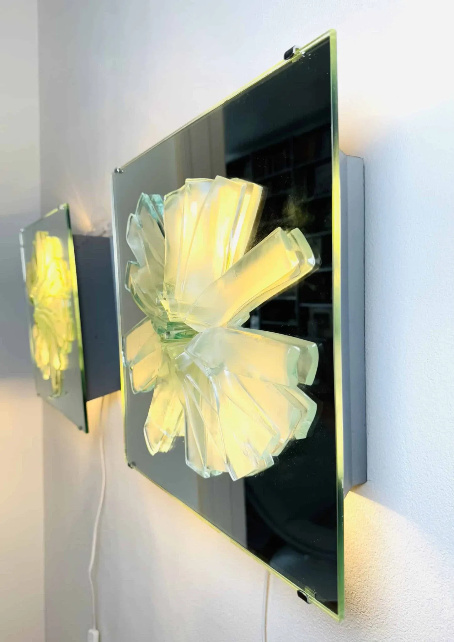 C-1540.00 Wall appliques Lichtreliëf by Raak Amsterdam, Netherlands, 1960s.