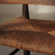 Fauteuil paysan en bois massif et paille, XIXᵉ siècle