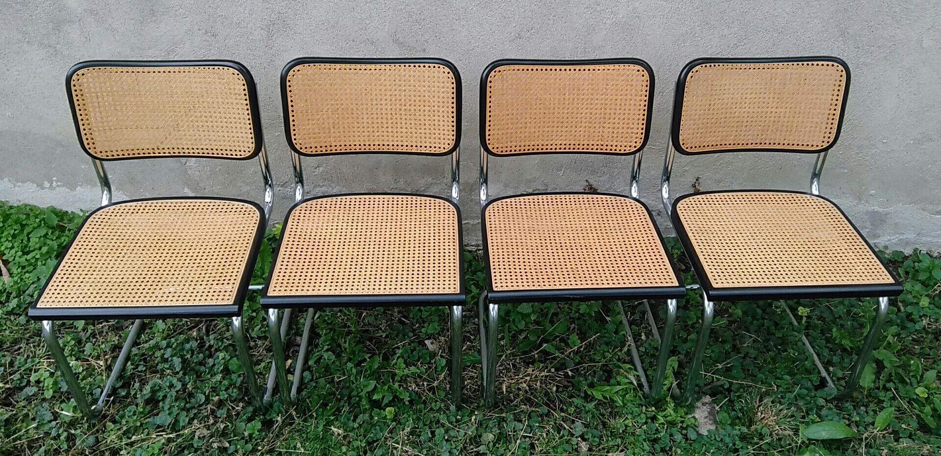 Suite de 4 chaises Marcel Breuer modèle B32