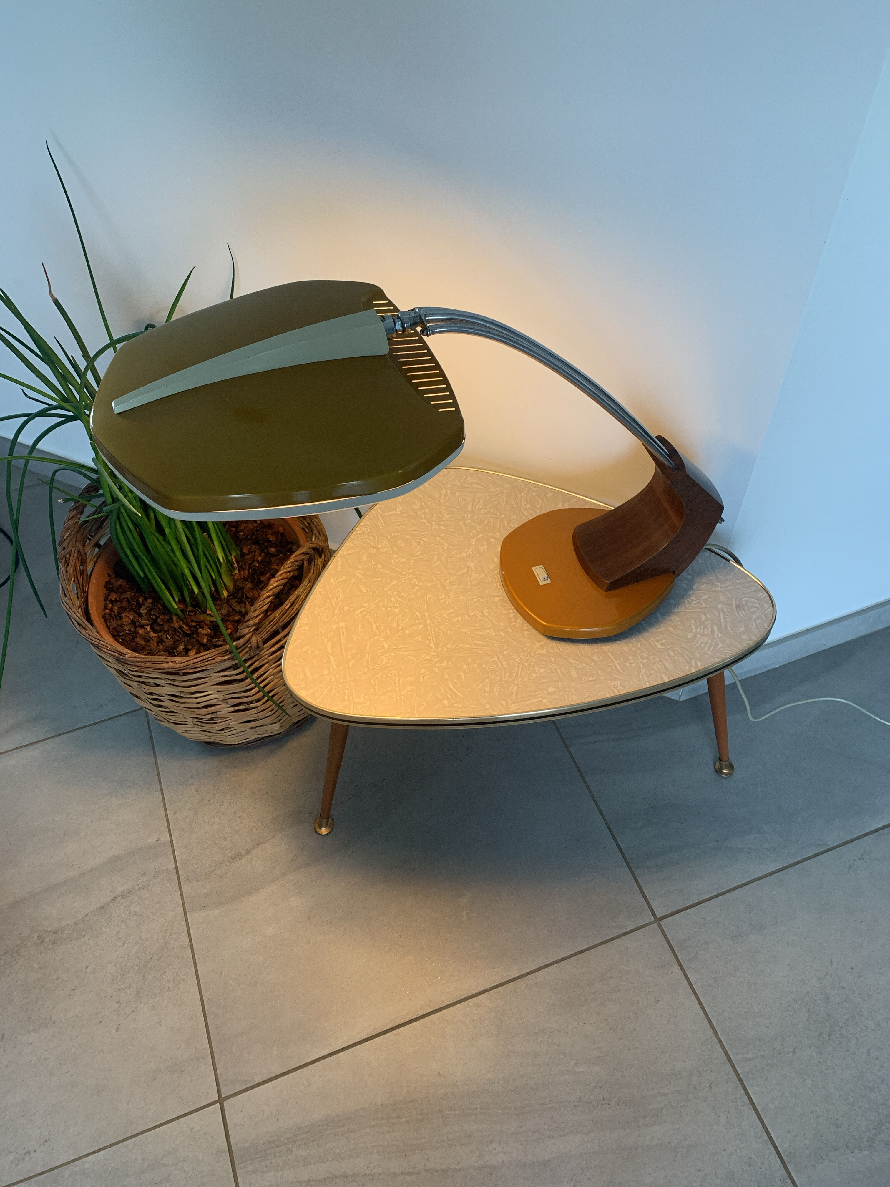 Fase falux office lamp