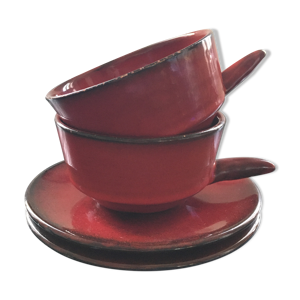 Paire de tasses et soucoupes - rouges