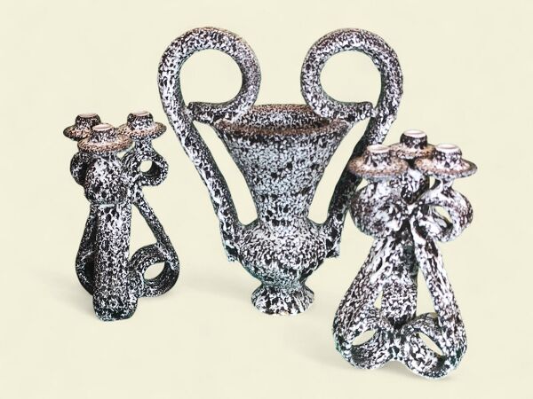 Vase ''Canthare'' fat lava, Marius Giuge, Vallauris, 1960