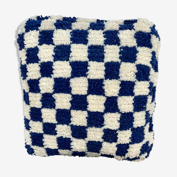 Pouf berbère à damier bleu