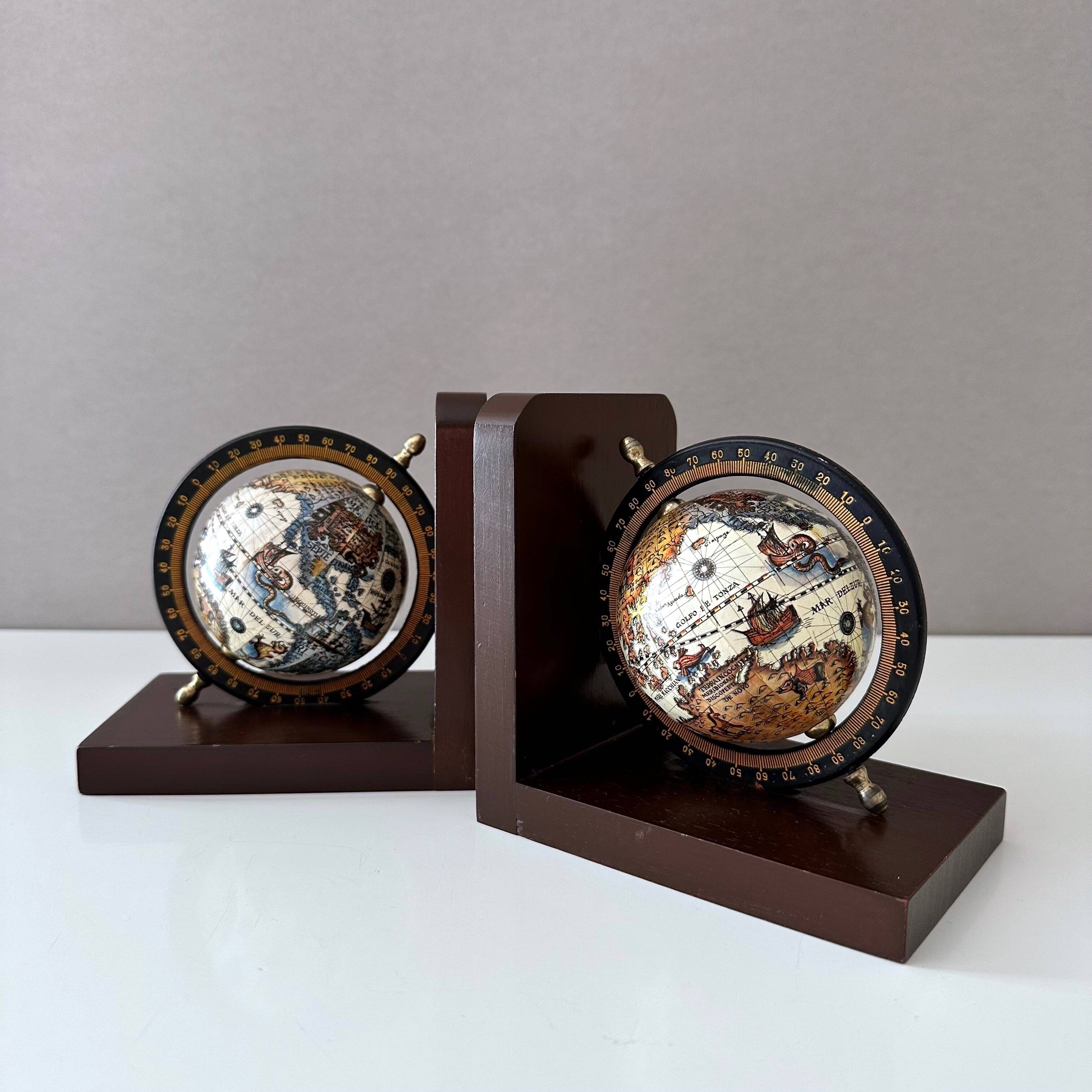 Vintage Bookends – Globe / World Map – Wooden