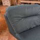 Chauffeuse angle vintage et son pouf