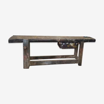 old wooden Workbench