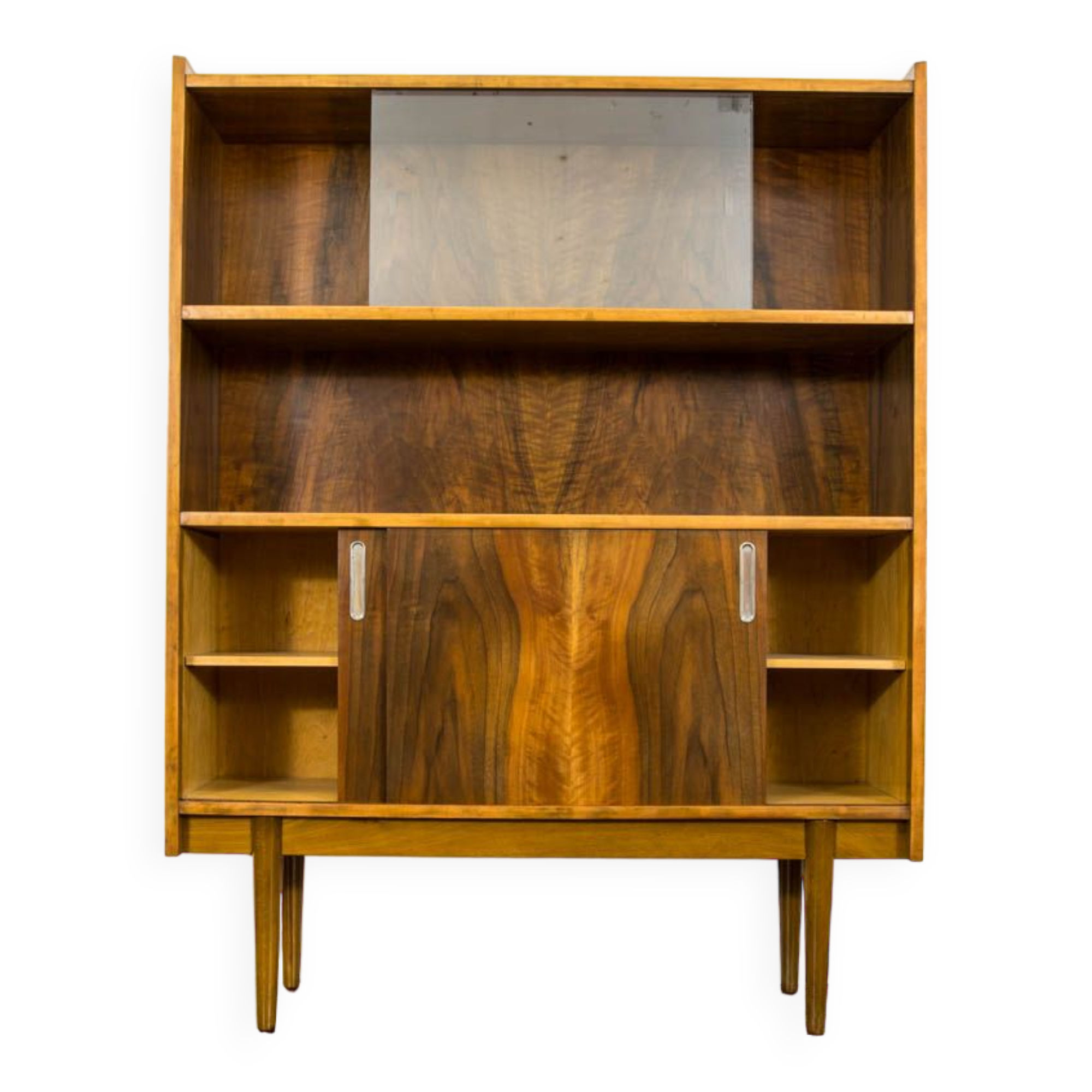 Vitrine en noyer de Bytom Furniture Factory, années 1960