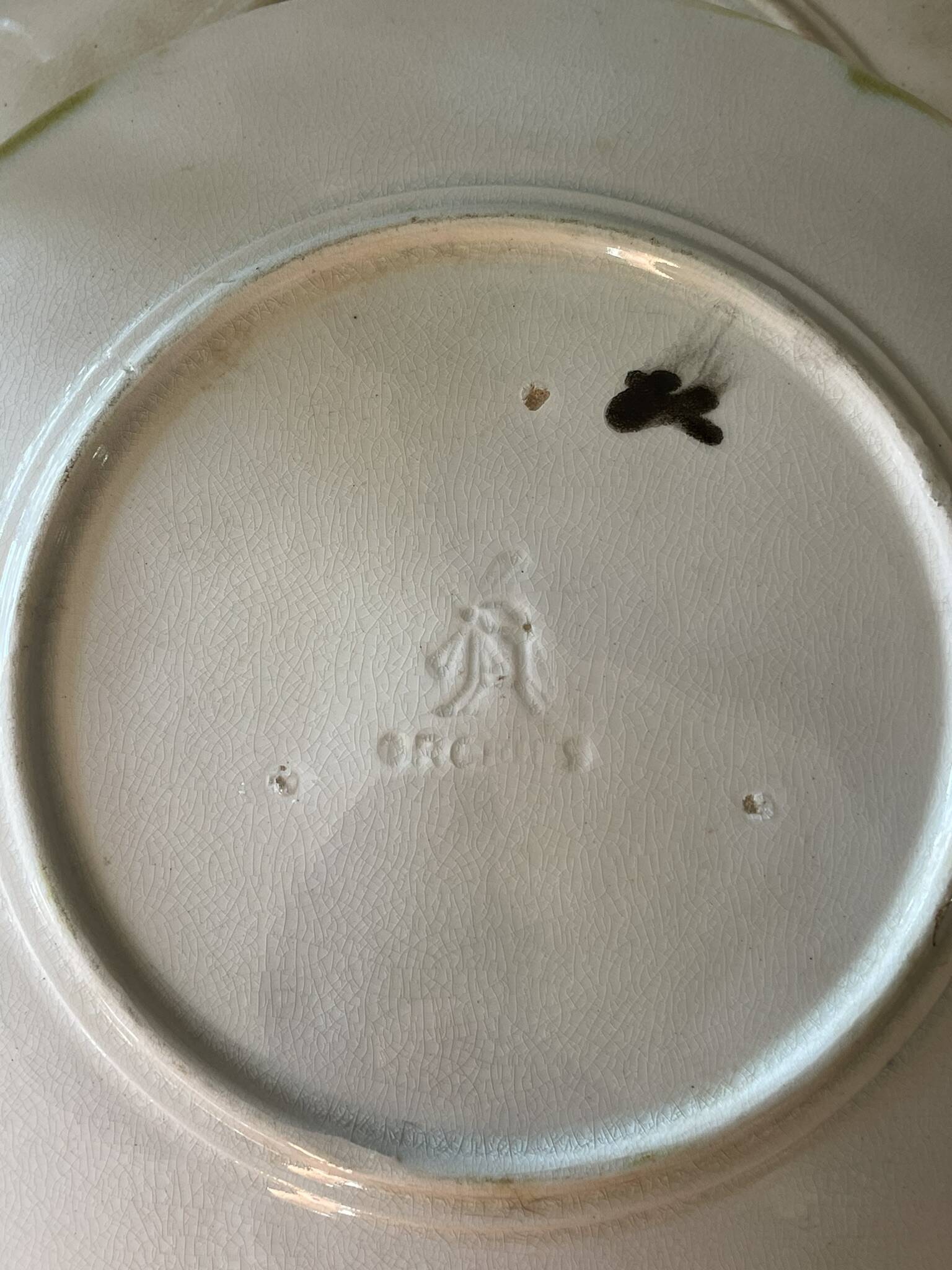 2 plates of Orchies slip