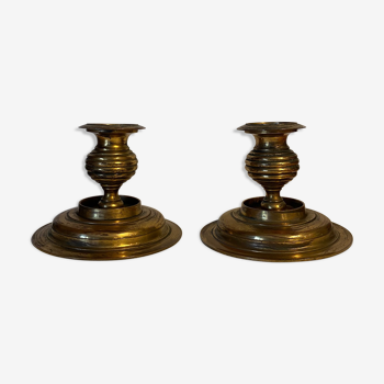 Lot of 2 brass candlesticks