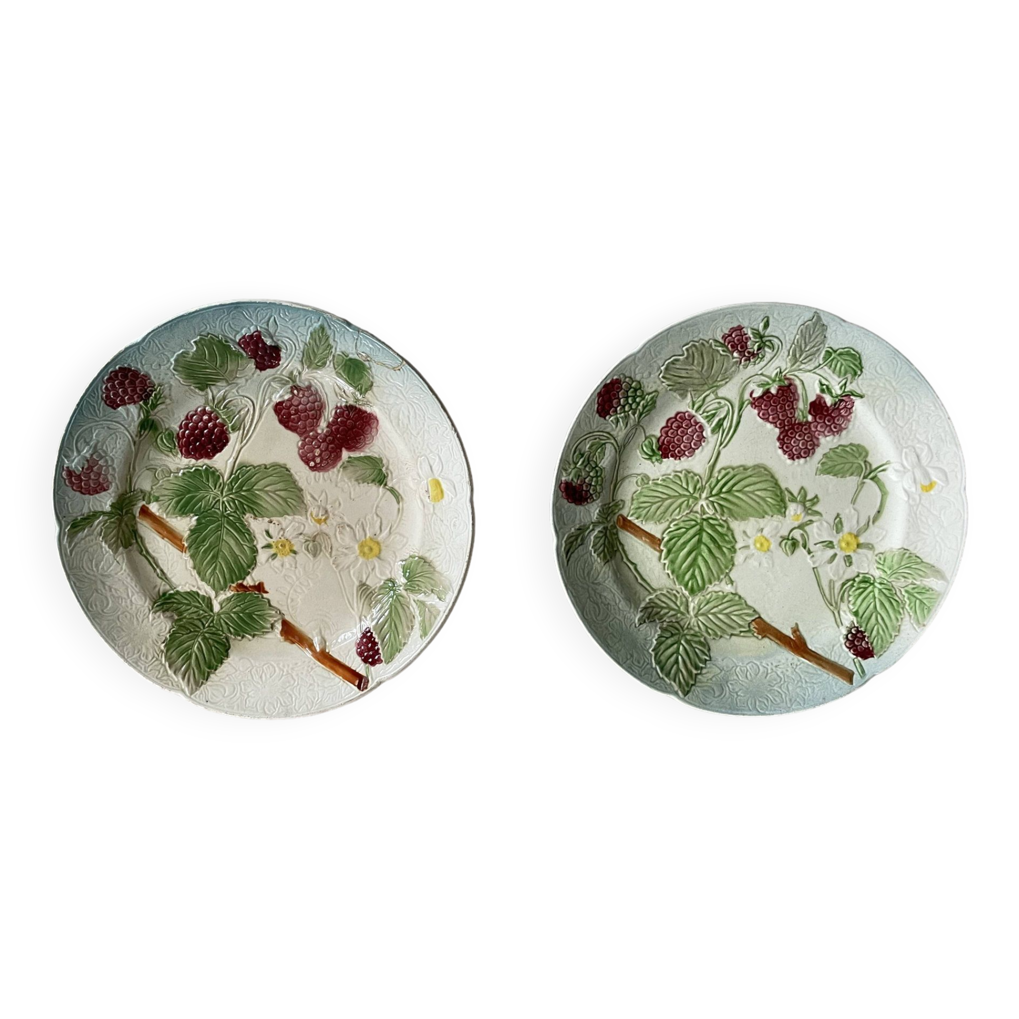 Set of 2 old Saint Clément slip plates