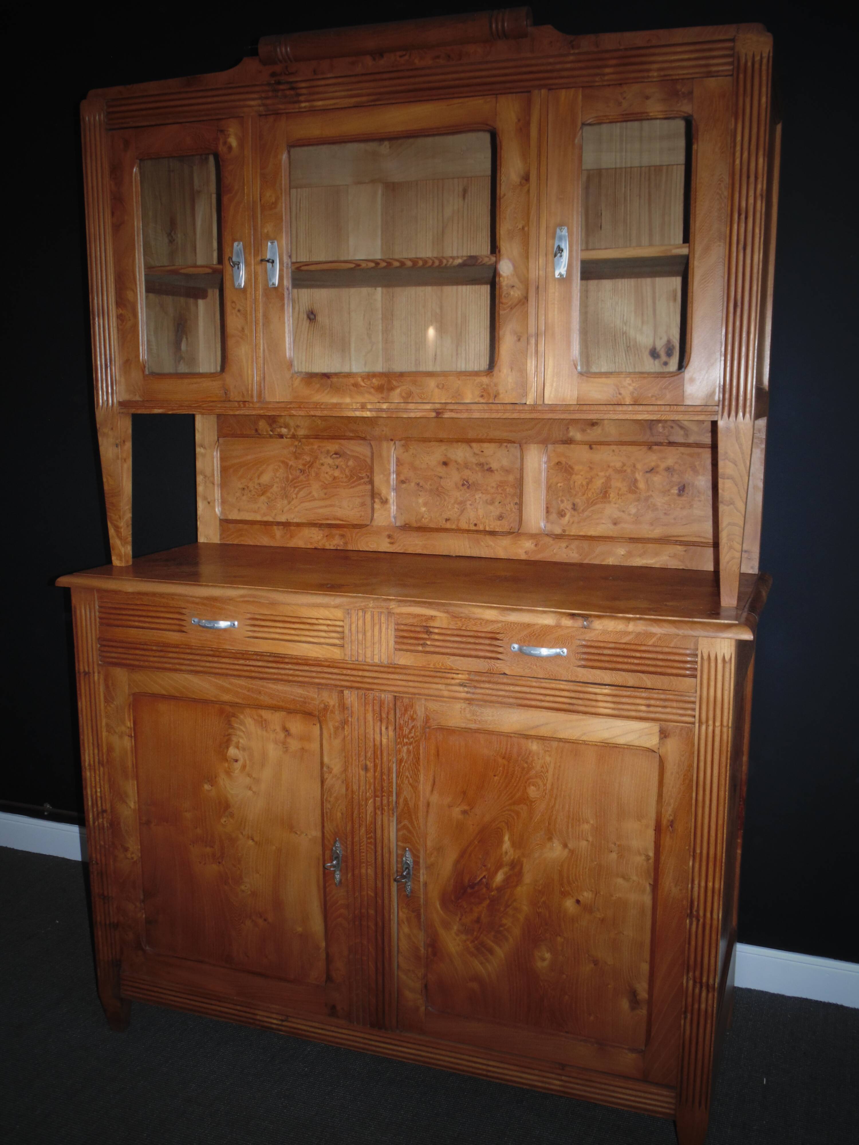 Two-body glass buffet in elm