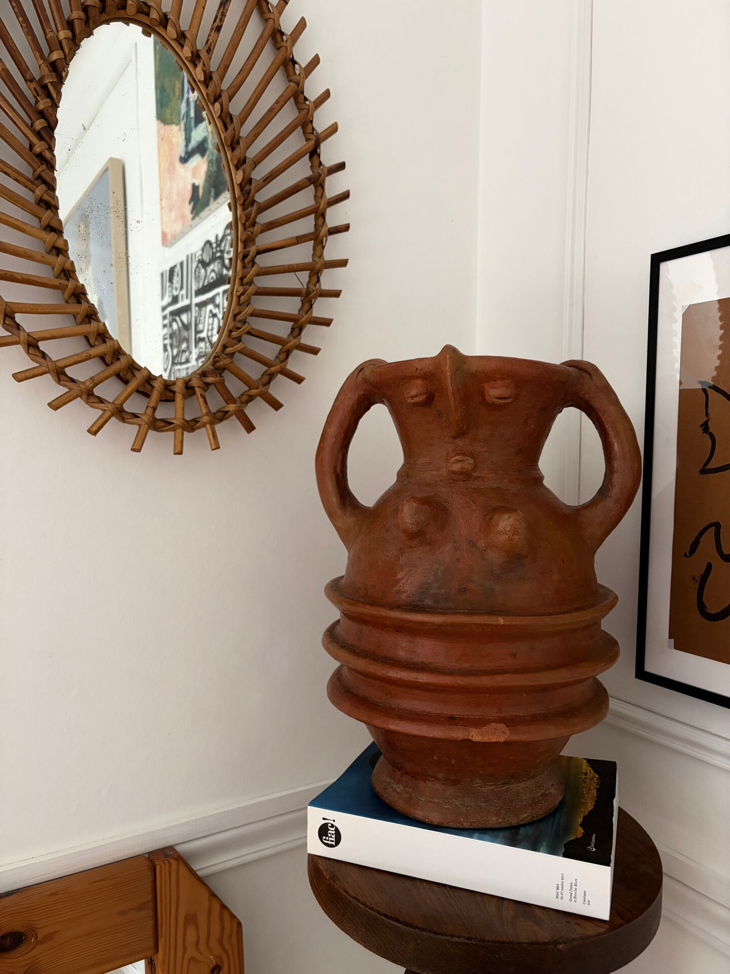 Vase anthropomorphe en terre cuite Art populaire