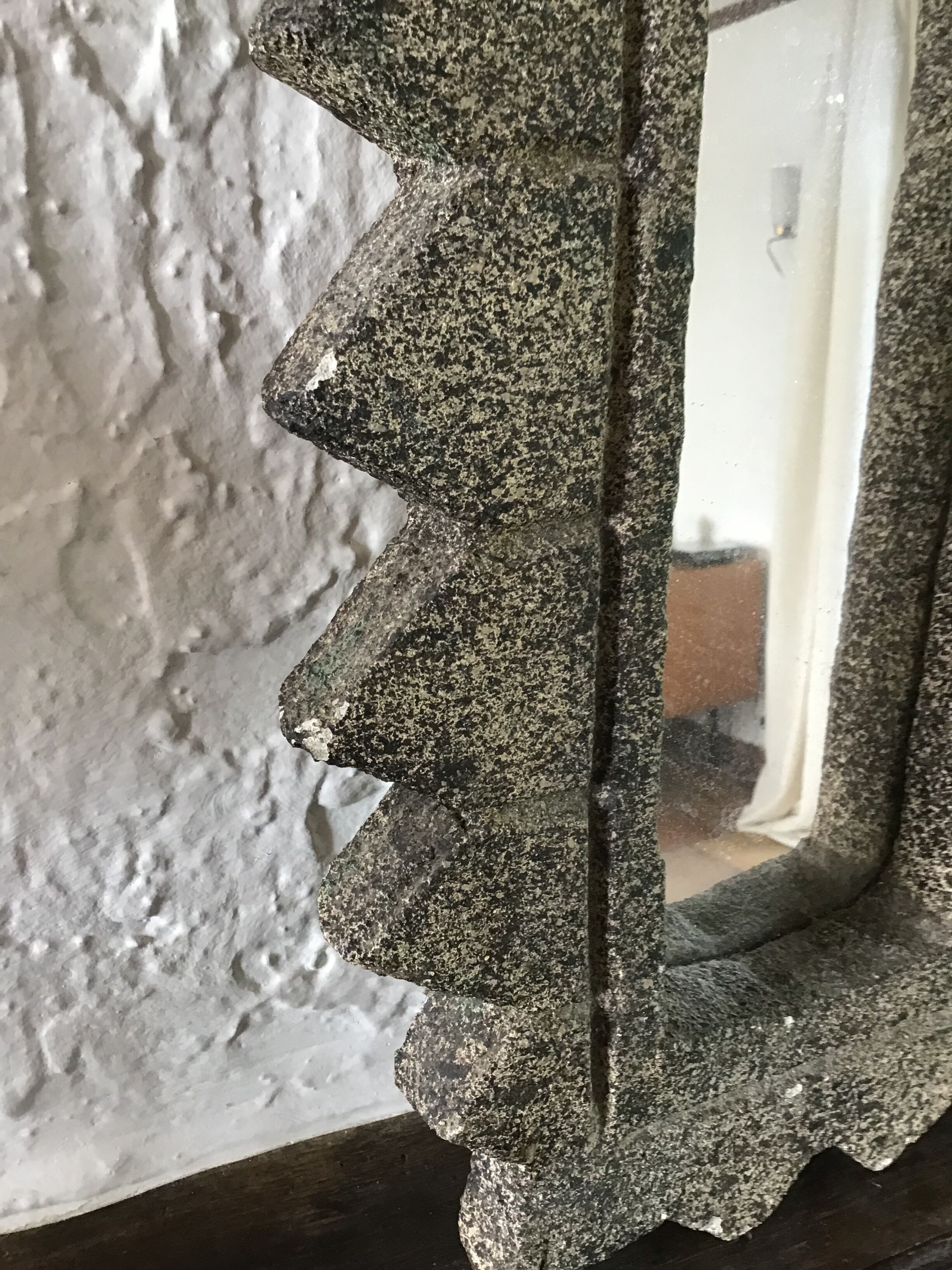 Brutalized ceramic mirror