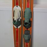Water skis
