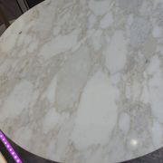 Saarinen table in Calacatta marble round 91 cm