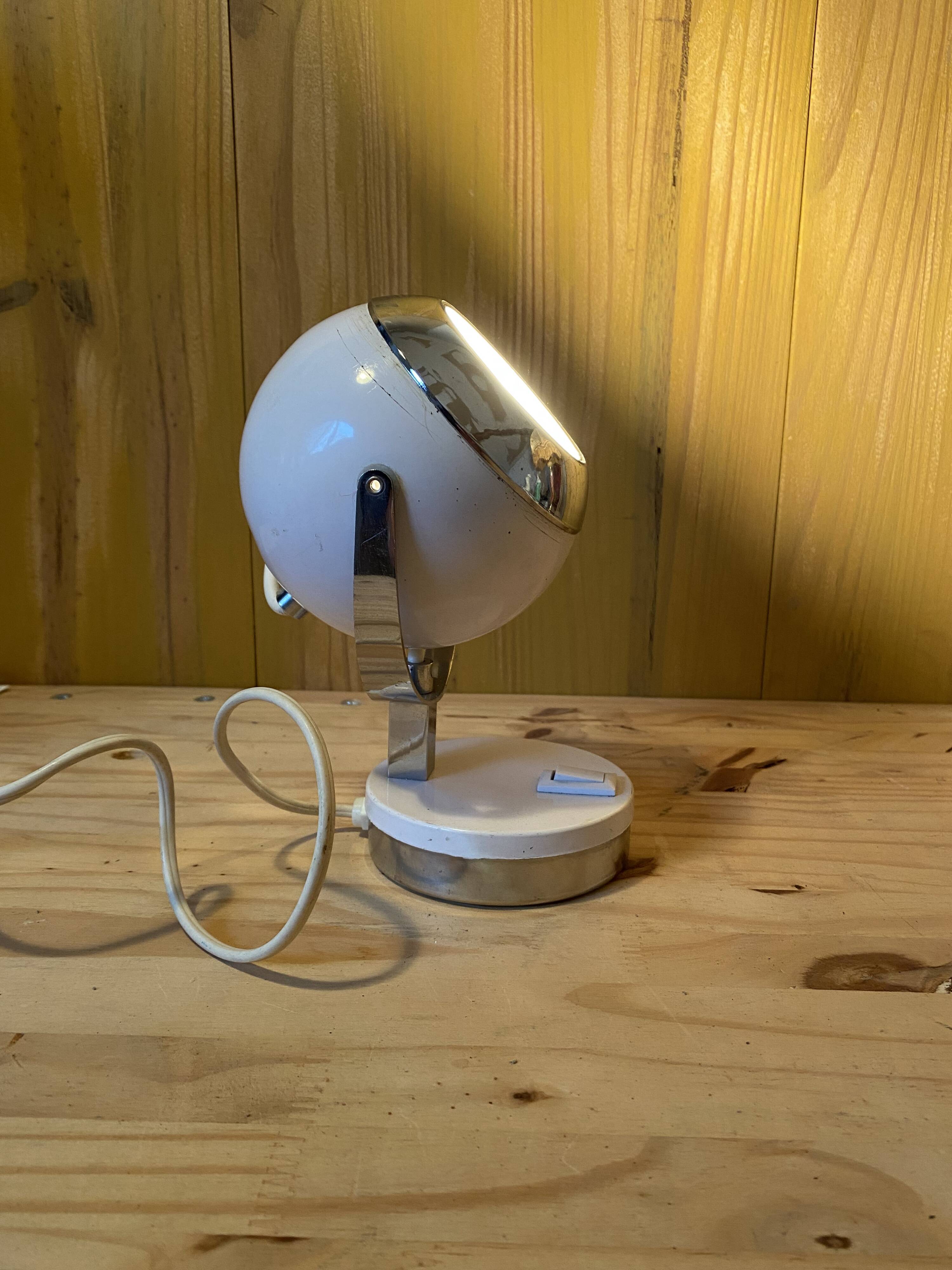 Eyes Ball Lamp
