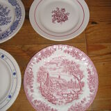 Set of 12 different flat plates