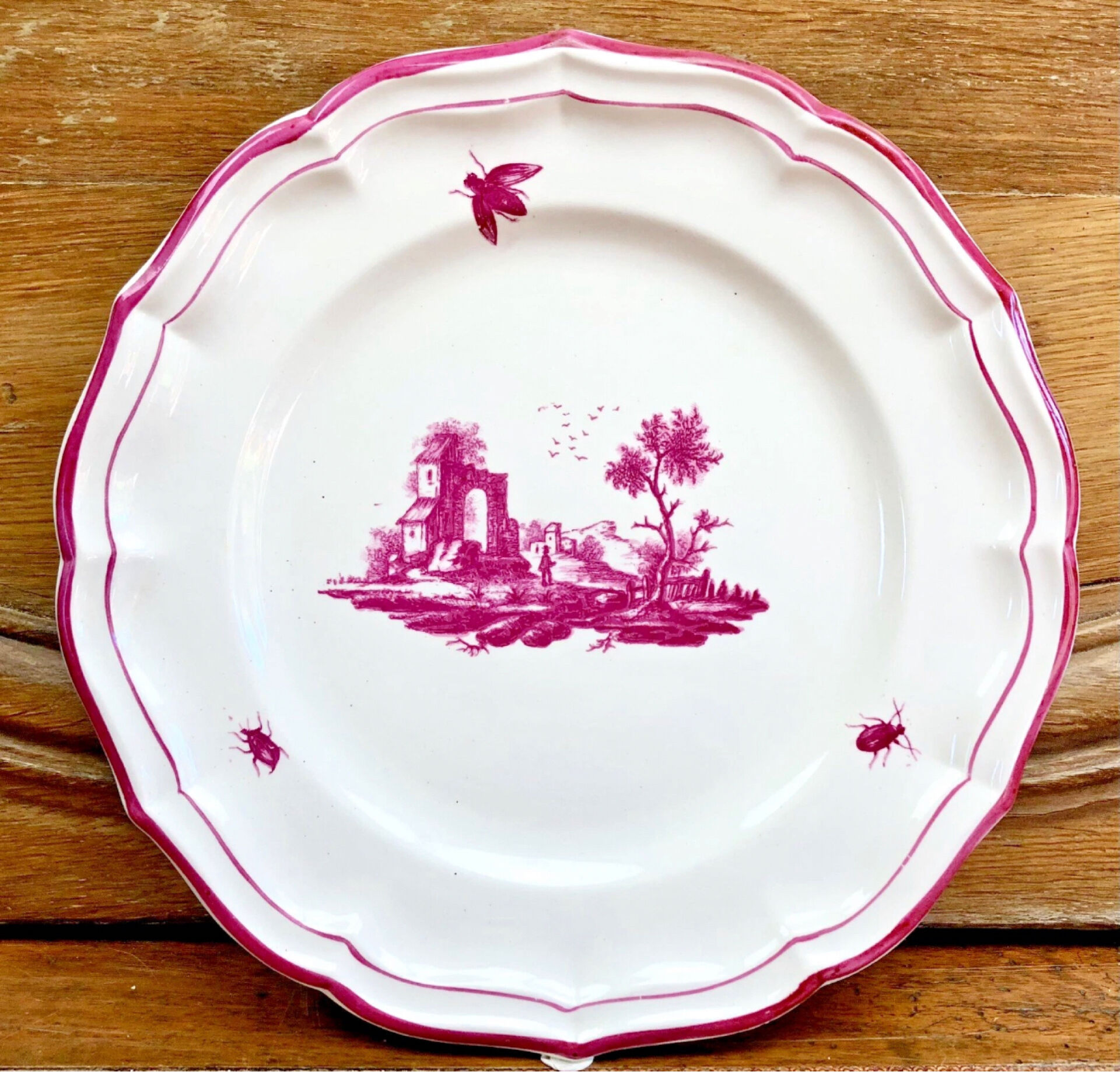 6 old flat table plates, Gien earthenware, pink landscape model.
