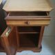Paire de tables de chevet